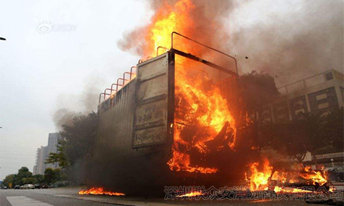 貨車起火
