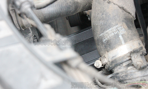 火麒麟氣溶膠自動滅火裝置安裝在發動機艙中